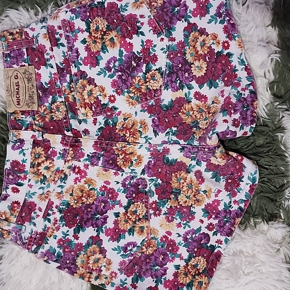 The Original Michael G Floral Denim Shorts - Picture 2 of 4